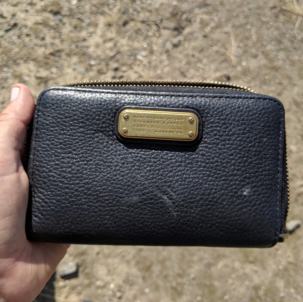 Marc by Marc Jacobs black leather wristlet